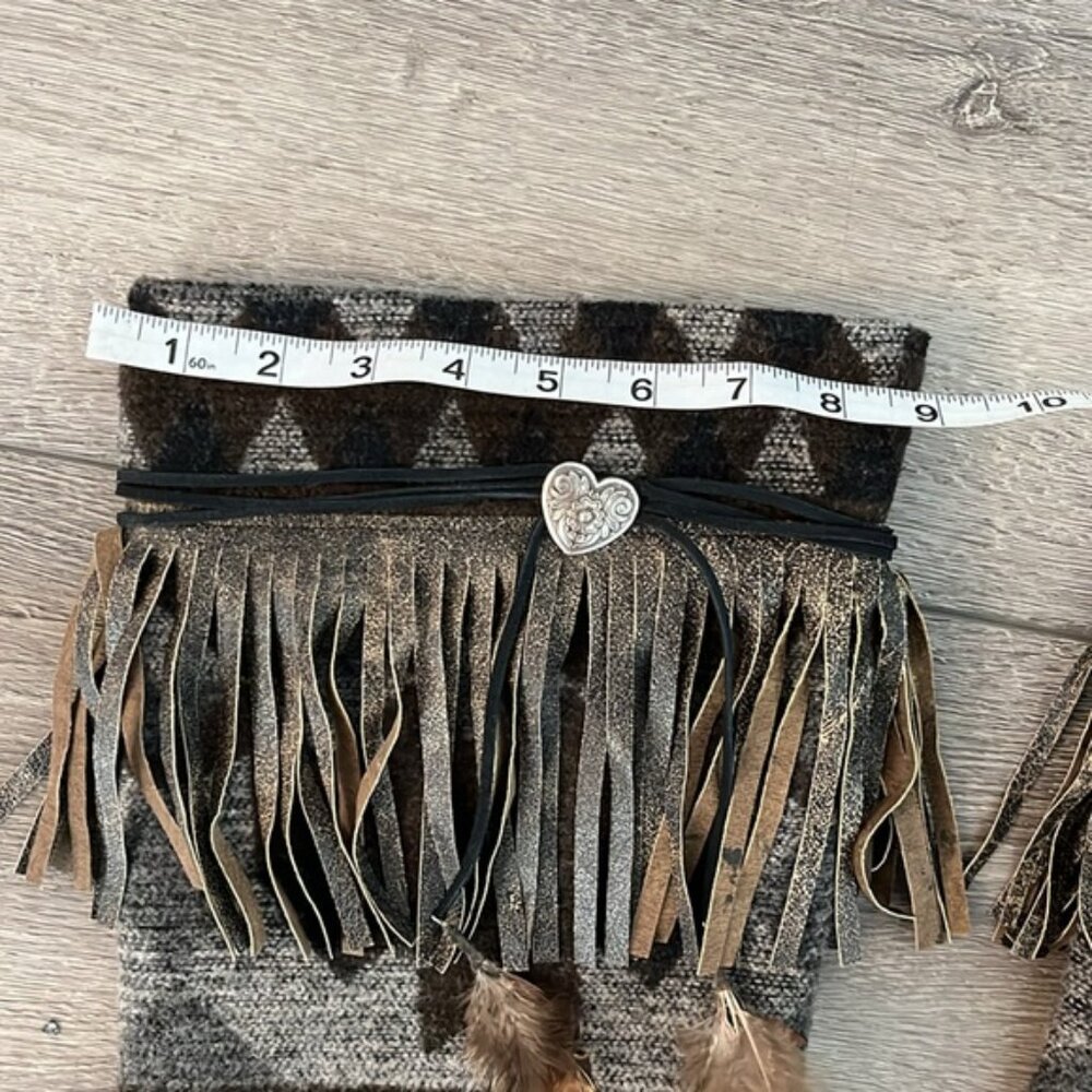 Bohemian leg warmers with fringe, feathers, and a heart - Picture 5 of 7